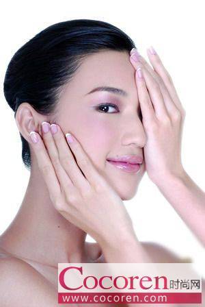 怎样正确使用卸妆液