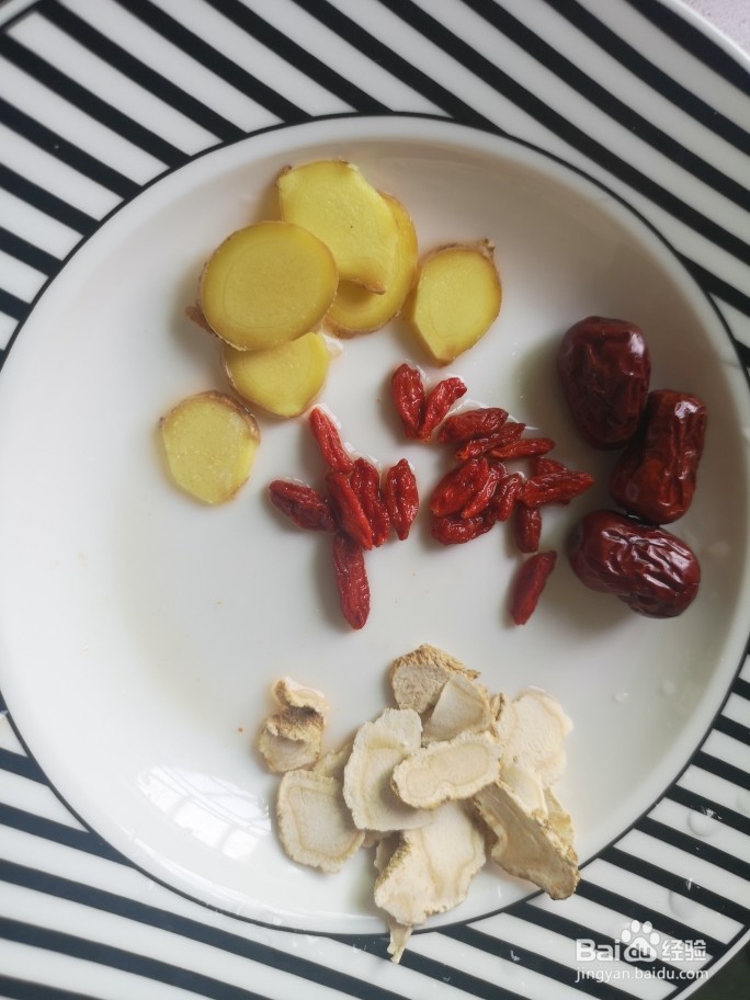 清炖香菇鸡汤的做法