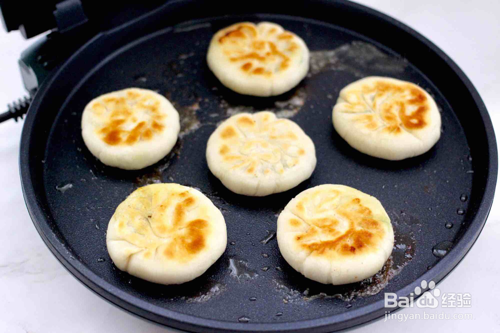 韭菜扇贝馅饼的做法