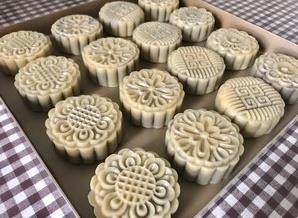 红豆沙月饼的简单做法