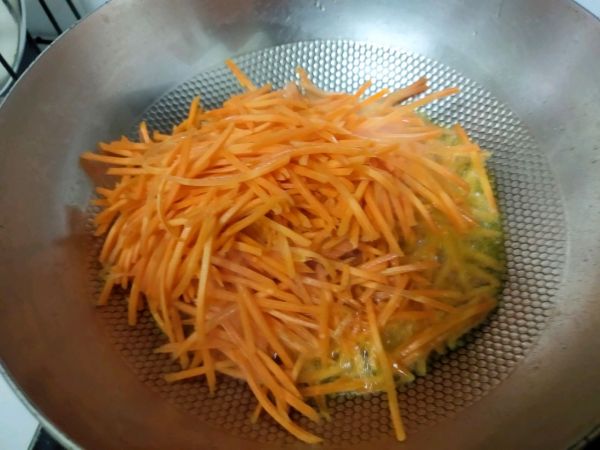 土豆丝胡萝卜丝