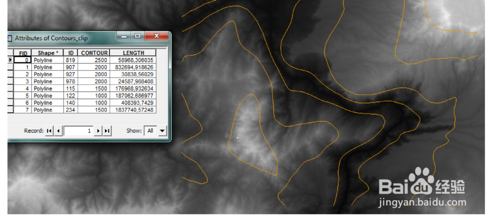 如何进行 ArcGIS 中的 merge 操作？