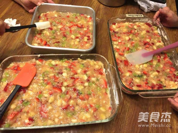 传统美式缤纷水果披萨