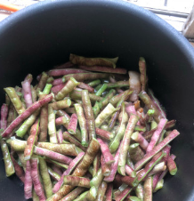 五花肉豆角汤的做法步骤