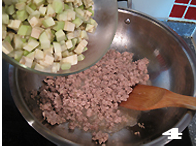 家常茄子打卤面