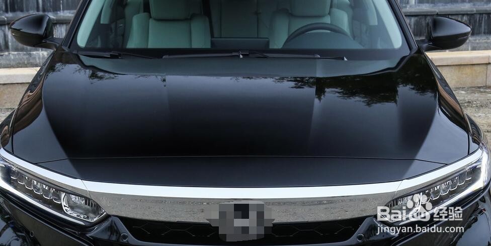 雅阁引擎盖怎么打开 发动机盖开关在哪里