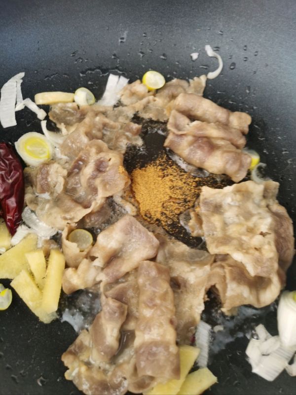 肥牛酸菜炖粉条