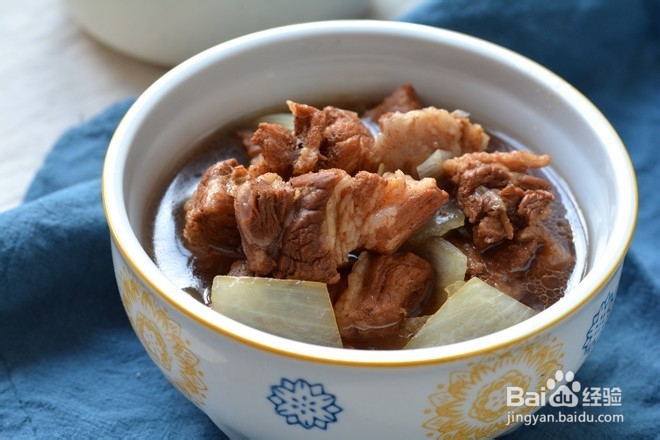 洋葱炖牛肉的烹饪方式，简单又好吃的家常菜