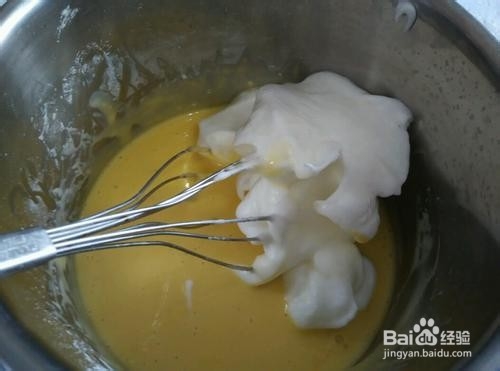 葡萄干戚风小蛋糕