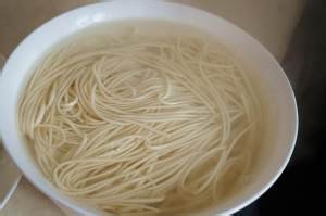 土豆焖面的做法