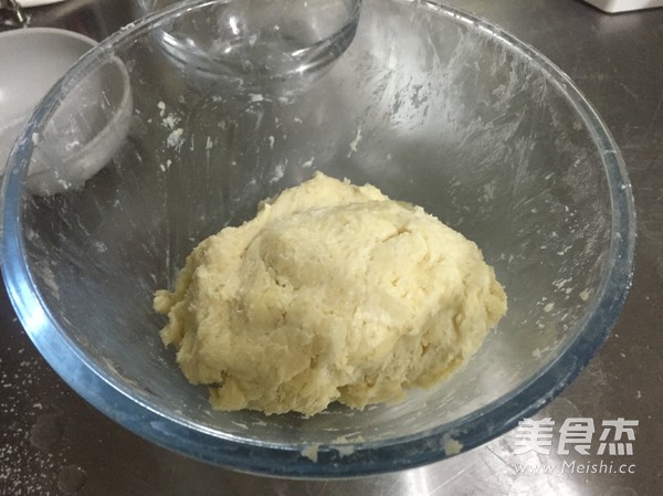 香甜核桃派的做法