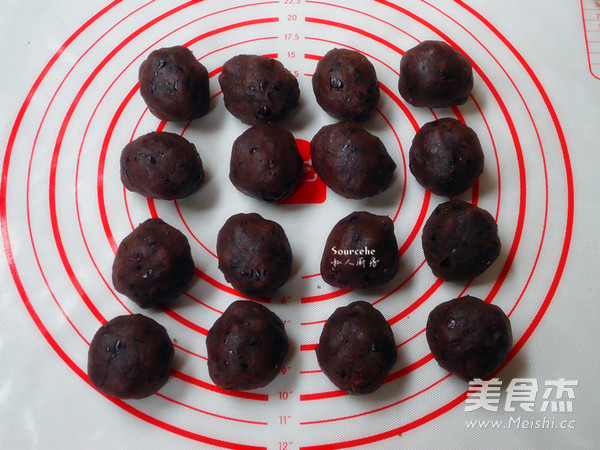 广式栗子豆沙月饼