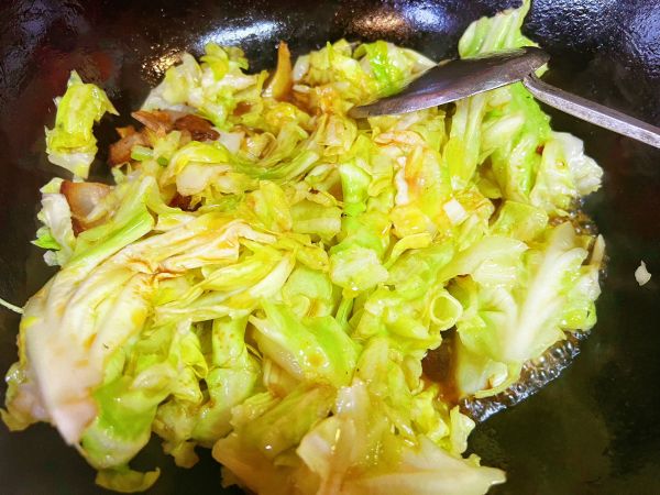 干锅回锅肉酸辣包心菜