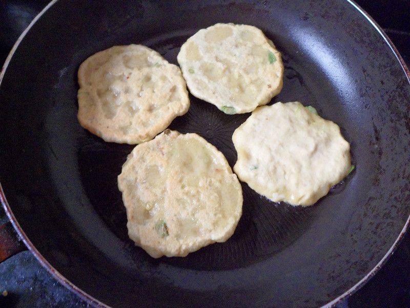 回忆童年时的味道——葱花豆渣饼
