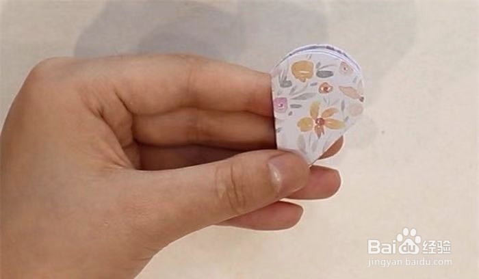 幼儿园感恩节贺卡的制作过程