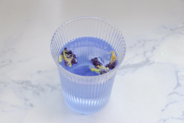 梦幻蜜桃椰子气泡水