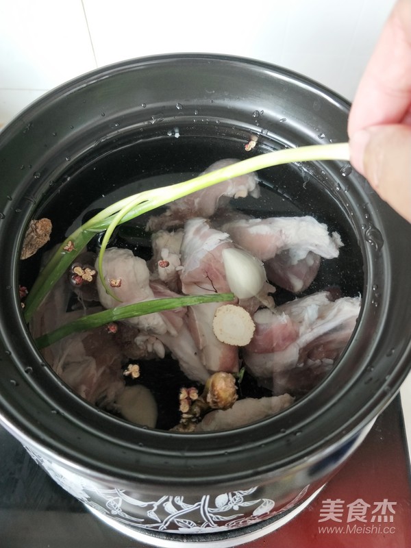 香醇味美-羊肉汤