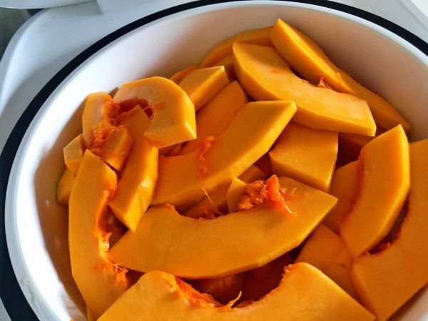 咸蛋黄南瓜虾仁意面