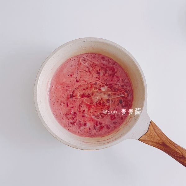 抹茶蔓越莓奶冻