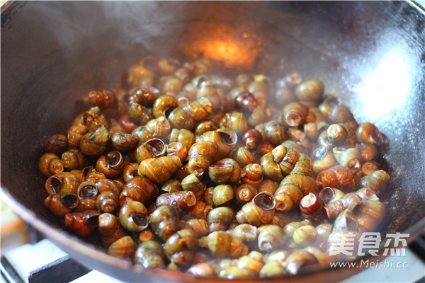 酱爆螺蛳的做法