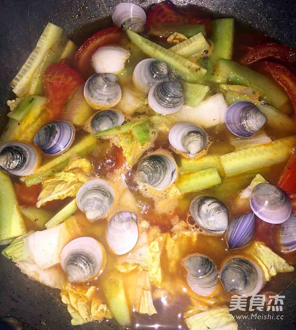 茄汁蛤蜊汤的做法