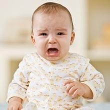 乘飞机如何帮助宝宝保护耳朵