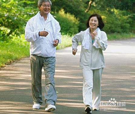 老年人早上锻炼时不要做哪些事情