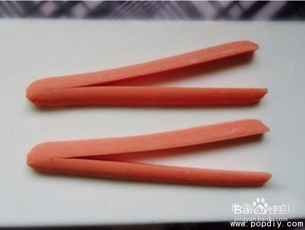 DIY连锁店用火腿肠制作爱心鸡蛋早餐教程