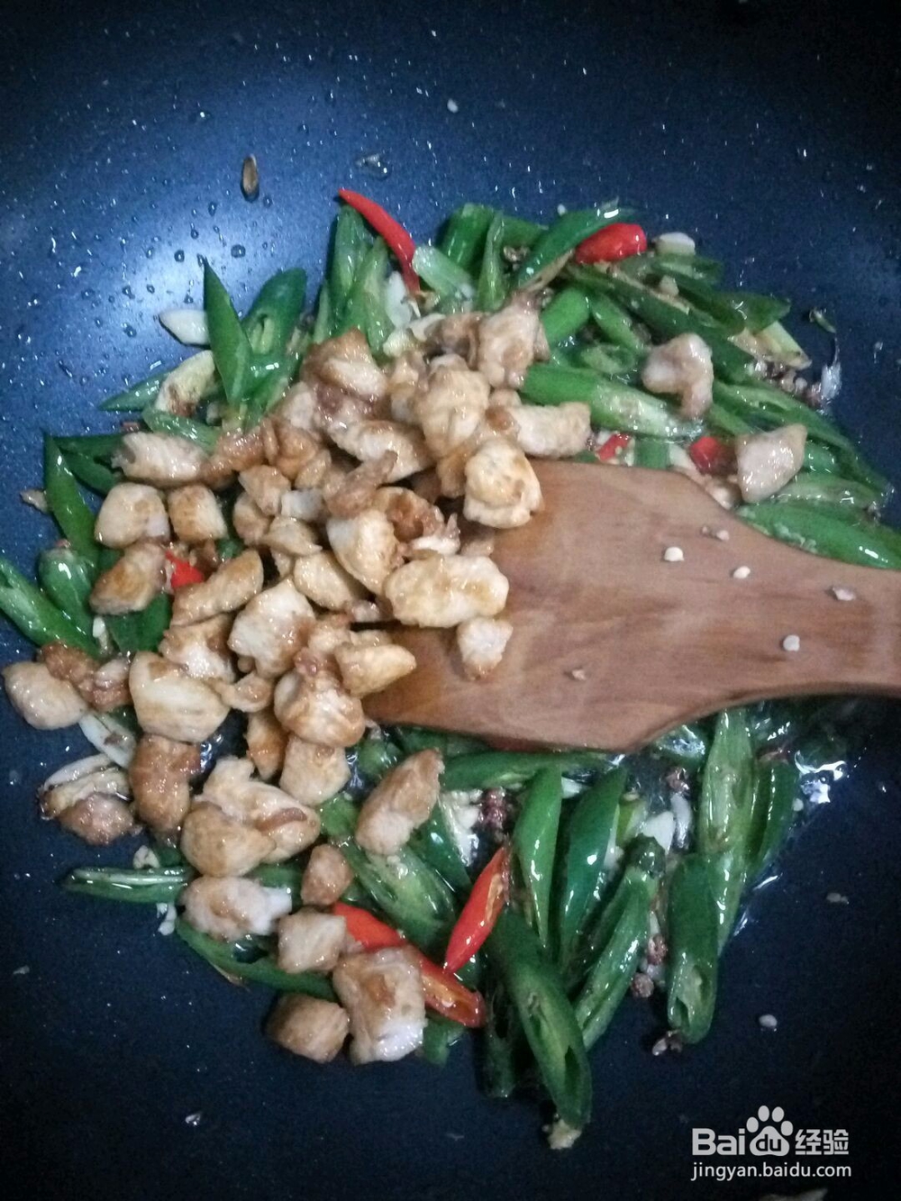 鸡肉怎么做好吃----尖椒鸡块