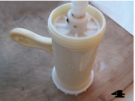 详解北方特有的传统消暑面食——【豆面饸饹】