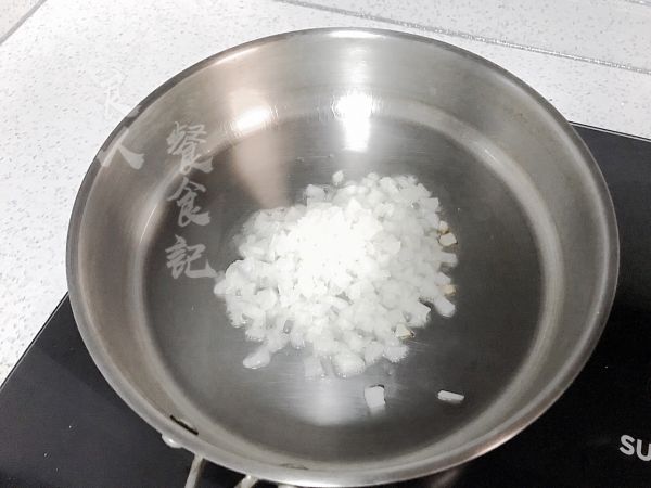 奶油口菇虾仁意面