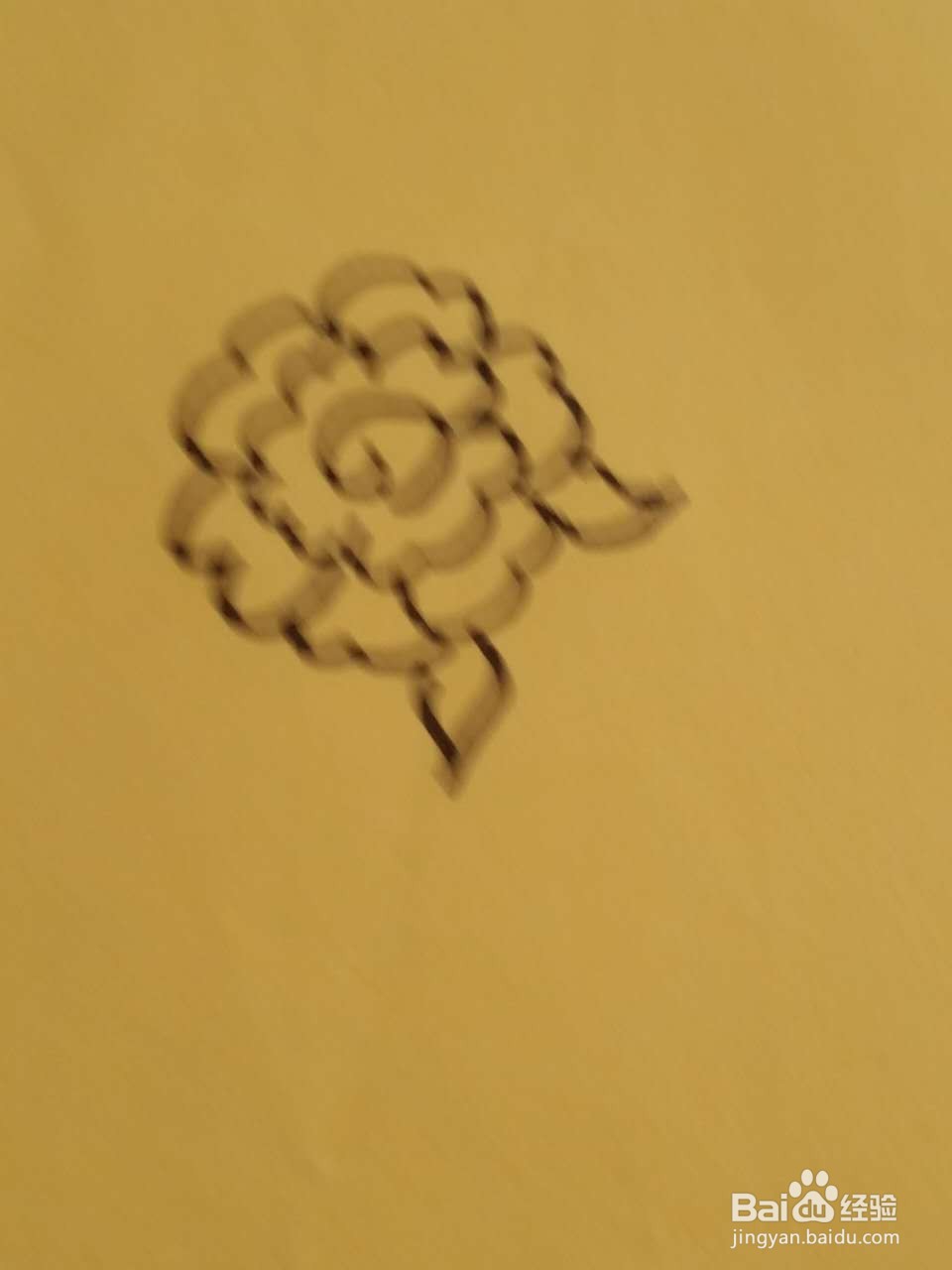 勤劳的小蜜蜂简笔画画法