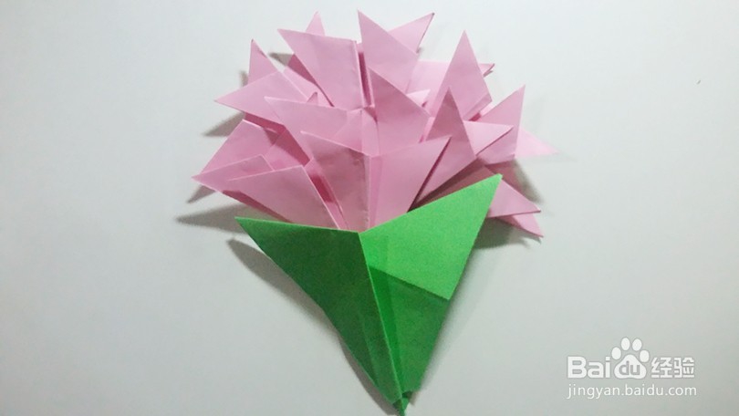 教师节的礼物------如何彩纸折叠一朵康乃馨