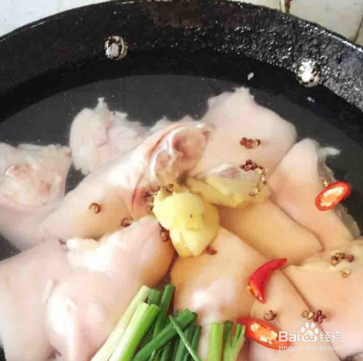 小猪蹄黄豆汤