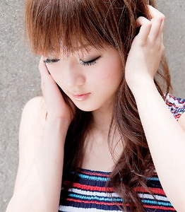 喜欢听音乐当心耳鸣来袭