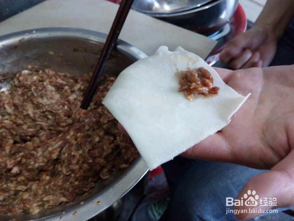 馄饨怎么包才好看又好吃