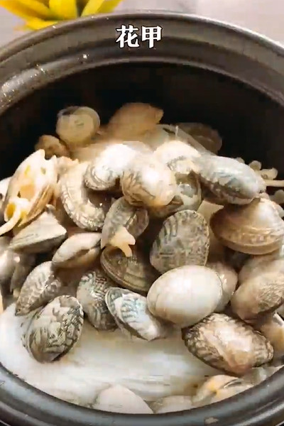 砂锅花甲粉怎么做