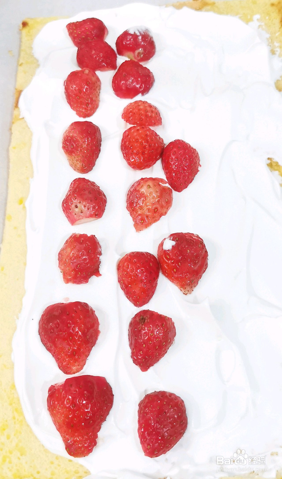 草莓蛋糕卷的做法