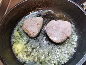 惠灵顿牛排的做法