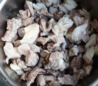 尝兽观教你如何做‘红焖羊肉山药’