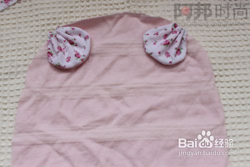 碎花带里婴儿帽做法介绍
