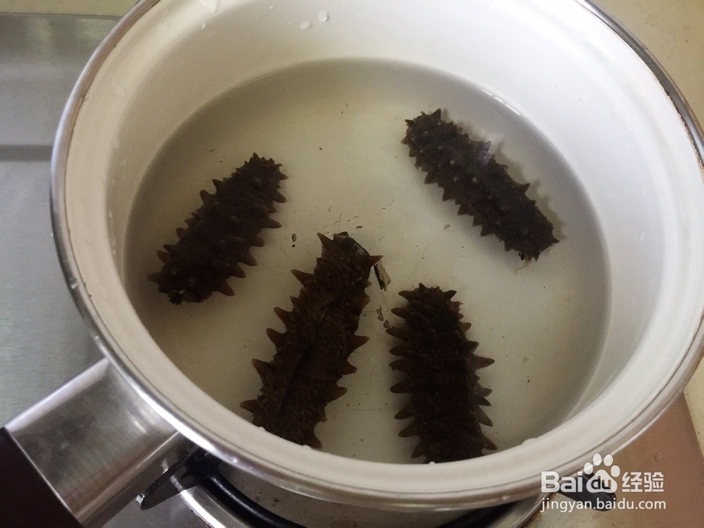 妈妈给我做小米海参粥