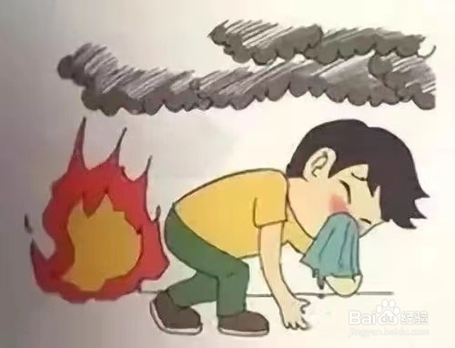 宿舍里电脑着火了应该