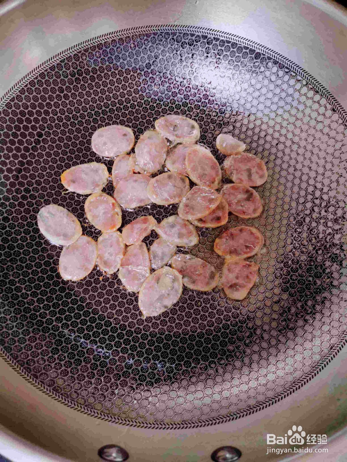 蒜苔炒香肠的做法