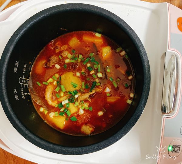 西红柿土豆牛腩