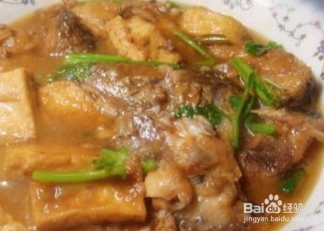 鲅鱼炖豆腐的做法