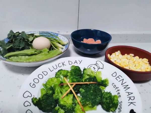 蔬菜汤汁天鹅米饭