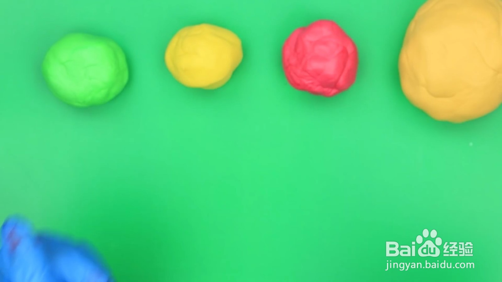 如何用蛋糕制作汉堡