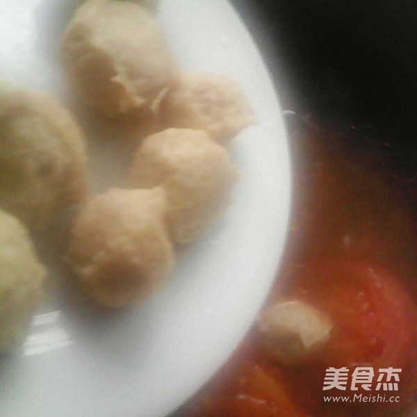 番茄鱼丸什锦煲