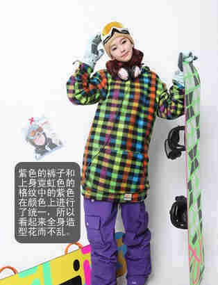艳色滑雪服点亮冰雪世界